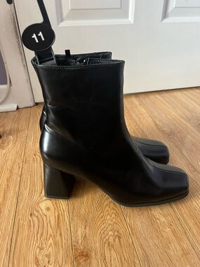 Ardene Black Square-Toe Block Heel Ankle Boots